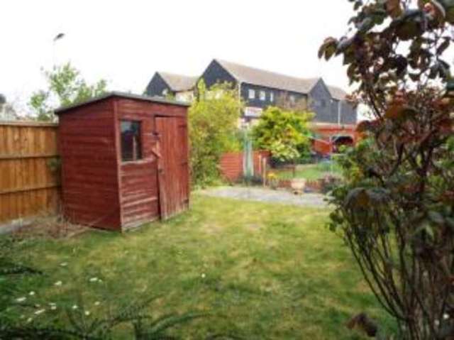  Image of 1 bedroom Maisonette for sale in Sarre Avenue Hornchurch RM12 at Hornchurch  Elm Park, RM12 6TP