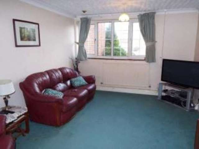  Image of 3 bedroom Terraced house for sale in Grosvenor Drive Hornchurch RM11 at Hornchurch  Hornchurch, RM11 1PQ