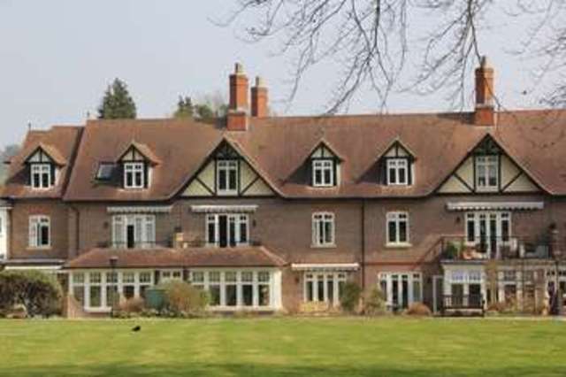  Image of 2 bedroom Flat for sale in Horsham Road Bramley Guildford GU5 at Bramley Guildford, GU5 0ES