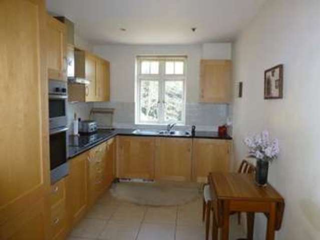  Image of 2 bedroom Flat for sale in Horsham Road Bramley Guildford GU5 at Bramley Guildford, GU5 0ES