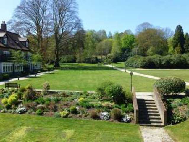  Image of 2 bedroom Flat for sale in Horsham Road Bramley Guildford GU5 at Bramley Guildford, GU5 0ES