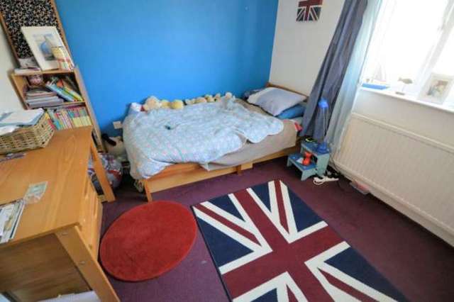  Image of 2 bedroom Semi-Detached house for sale in Hovingham Drive Scarborough YO12 at Hovingham Drive  Scarborough, YO12 5XT