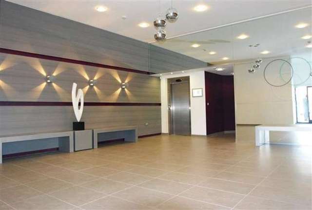  Image of 1 bedroom Apartment to rent in Coombe Lane London SW20 at Cottenham Park, SW20 0BW