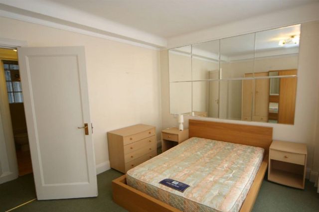  Image of 1 bedroom Flat to rent in Gloucester Place London NW1 at Gloucester Place  Marylebone, NW1 6BP