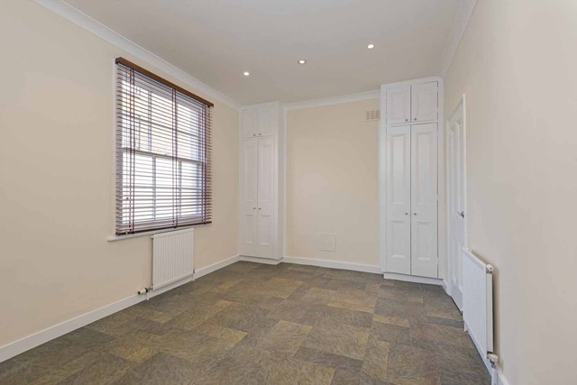  Image of 4 bedroom Semi-Detached house to rent in Ivor Place London NW1 at Marylebone, NW1 6EU