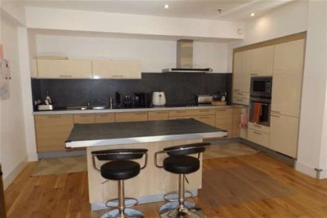  Image of 2 bedroom Flat to rent in James Morrison Street Glasgow G1 at Glasgow, G1 5PE