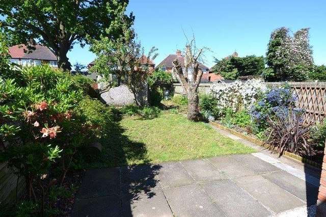  Image of 3 bedroom Property to rent in Kingshurst Road Northfield Birmingham B31 at Kingshurst Road Northfield Birmingham, B31 2LL