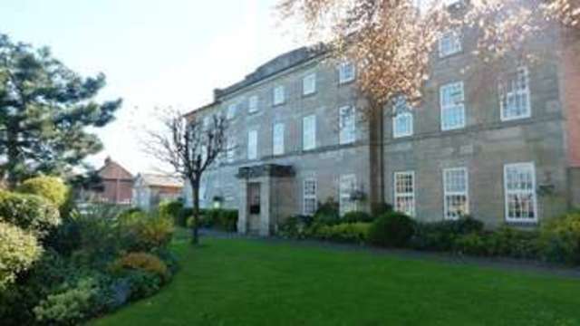  Image of 2 bedroom Flat to rent in Kinwarton Road Alcester B49 at Kinwarton Road  Alcester, B49 6PX