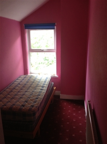  Image of 3 bedroom Terraced house to rent in Kitchener Road Selly Park Birmingham B29 at Kitchener Road Selly Park Birmingham, B29 7QE