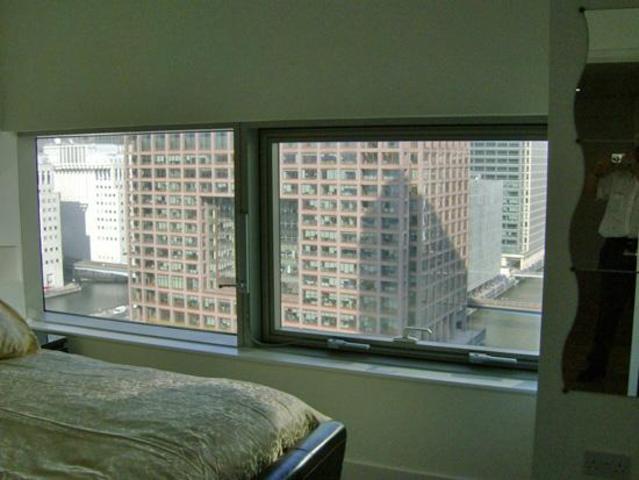  Image of 2 bedroom Flat to rent in Marsh Wall London E14 at 22 Marsh Wall  London, E14 9AH