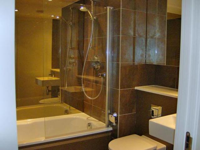  Image of 2 bedroom Flat to rent in Marsh Wall London E14 at 22 Marsh Wall  London, E14 9AH