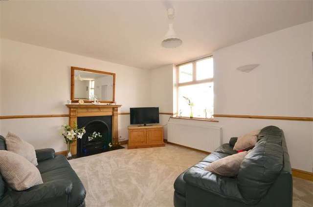  Image of 8 bedroom Detached house for sale in Lees Road Yalding Maidstone ME18 at Yalding Kent Maidstone, ME18 6HB