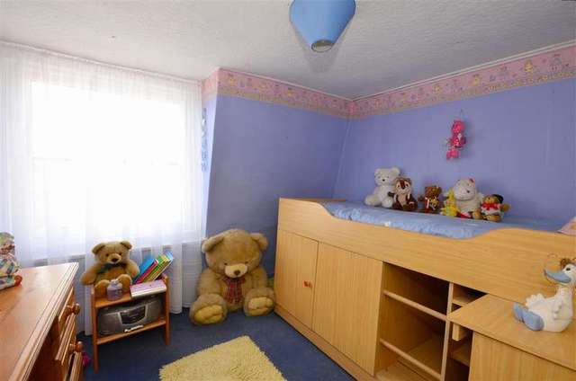  Image of 8 bedroom Detached house for sale in Lees Road Yalding Maidstone ME18 at Yalding Kent Maidstone, ME18 6HB