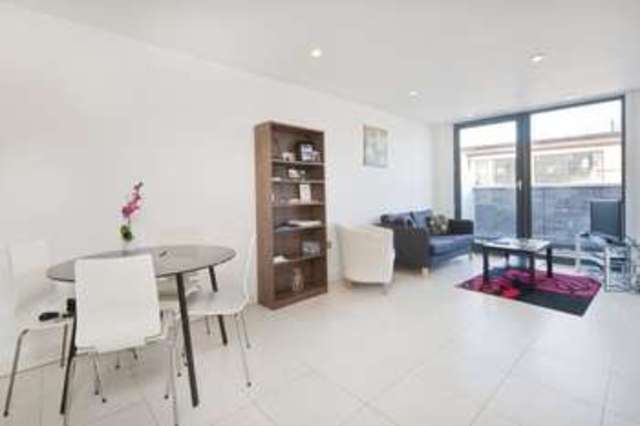  Image of 1 bedroom Flat to rent in Leo Yard London EC1V at Clerkenwell London Farringdon, EC1V 4LF