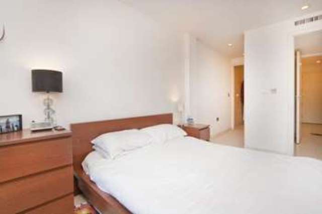  Image of 1 bedroom Flat to rent in Leo Yard London EC1V at Clerkenwell London Farringdon, EC1V 4LF