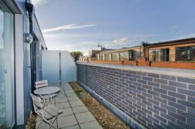  Image of 1 bedroom Flat to rent in Leo Yard London EC1V at Clerkenwell London Farringdon, EC1V 4LF