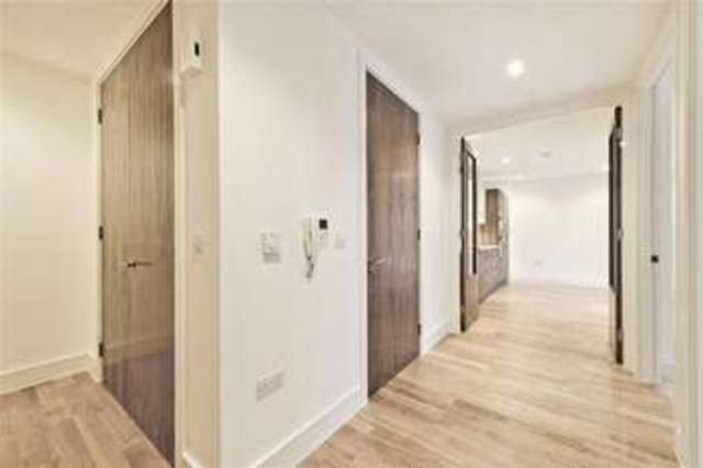  Image of 2 bedroom Flat to rent in Finchley Road London NW11 at Finchley Road London Finchley Road, NW11 8DN