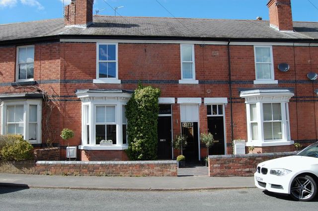  Image of 2 bedroom Terraced house to rent in Limes Road Tettenhall Wolverhampton WV6 at Limes Road Tettenhall Wolverhampton, WV6 8RB