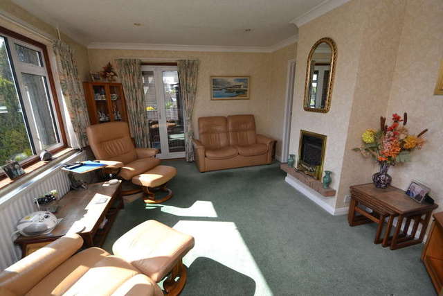  Image of 2 bedroom Detached house for sale in Lindsey Close Bishop
