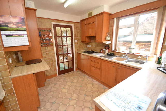  Image of 2 bedroom Detached house for sale in Lindsey Close Bishop