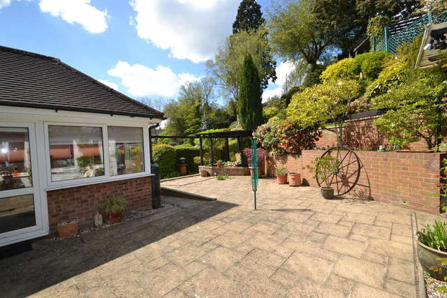  Image of 2 bedroom Detached house for sale in Lindsey Close Bishop