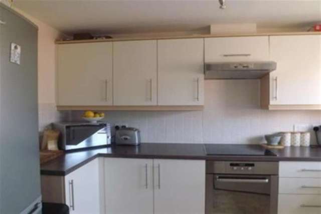  Image of 2 bedroom Maisonette to rent in Little Hackets Havant PO9 at Havant, PO9 5AU