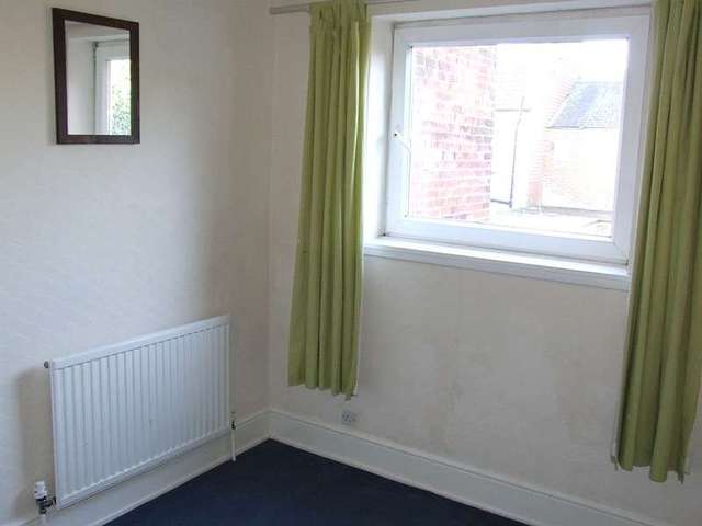  Image of 2 bedroom Detached house to rent in Liverpool Street Southampton SO14 at Inner Avenue  Southampton, SO14 6FU