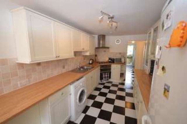  Image of 3 bedroom Semi-Detached house for sale in Peascroft Long Crendon Aylesbury HP18 at Peascroft Long Crendon Aylesbury, HP18 9AU
