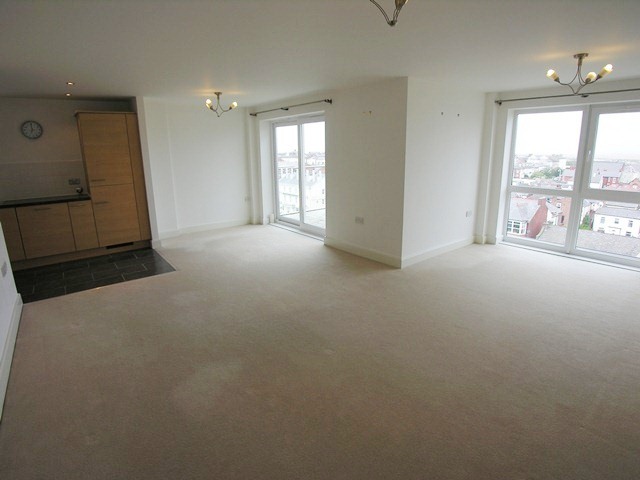  Image of 2 bedroom Apartment to rent in Lord Street Southport PR9 at Southport, PR9 0QG