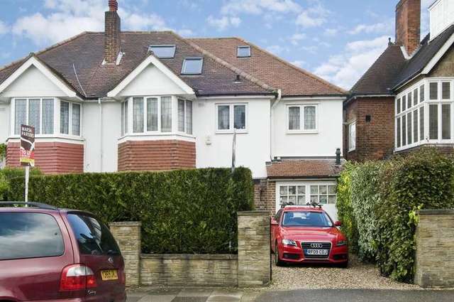  Image of 6 bedroom Detached house to rent in Lytton Grove London SW15 at Lytton Grove  London, SW15 2HD