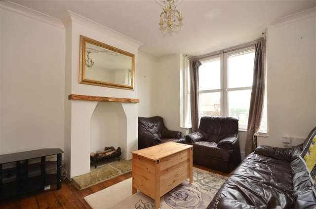 Image of 3 bedroom Terraced house for sale in Malling Street Lewes BN7 at Lewes East Sussex Lewes, BN7 2RB