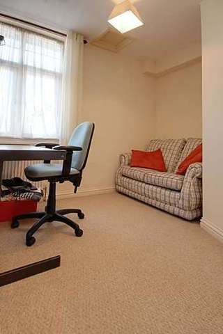  Image of 3 bedroom Flat for sale in Malpas Road Newport NP20 at Malpas Road  Newport, NP20 6NB