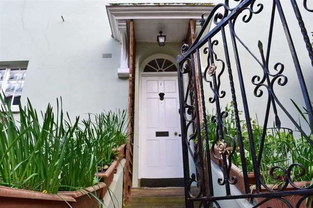  Image of 3 bedroom Detached house for sale in Maltravers Street Arundel BN18 at Arundel West Sussex Arundel, BN18 9AP