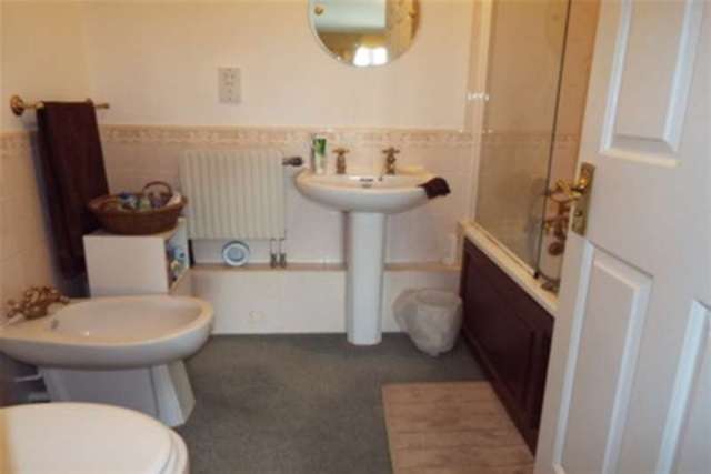  Image of 2 bedroom Flat to rent in Manor Road Bournemouth BH1 at Bournemouth, BH1 3HR