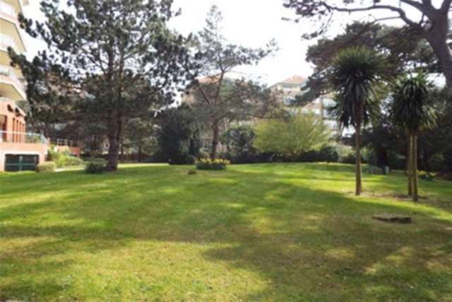  Image of 2 bedroom Flat to rent in Manor Road Bournemouth BH1 at Bournemouth, BH1 3HR