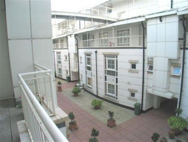  Image of 3 bedroom Flat to rent in Marylebone Road London NW1 at 200 Marylebone Road  Marylebone, NW1 5PL