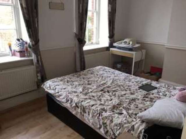  Image of 2 bedroom Flat to rent in Maritime Avenue Marchwood Southampton SO40 at Maritime Avenue Marchwood Southampton, SO40 4AD