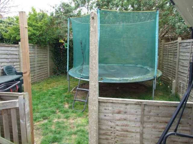  Image of 2 bedroom Maisonette for sale in Dean Street Marlow SL7 at MARLOW, SL7 3AD