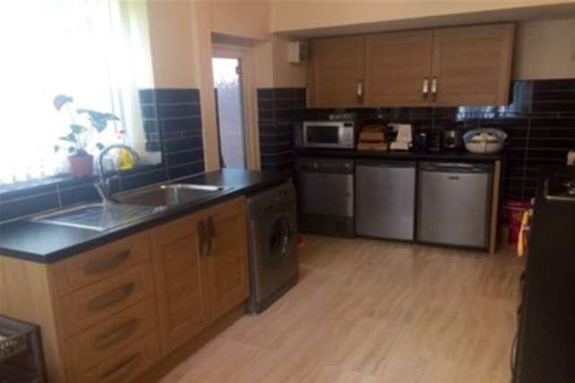  Image of 3 bedroom Semi-Detached house to rent in Martock Avenue Manchester M22 at Manchester, M22 5FL