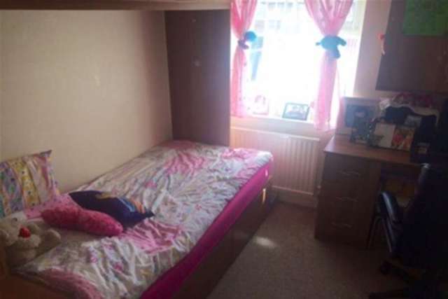  Image of 3 bedroom Semi-Detached house to rent in Martock Avenue Manchester M22 at Manchester, M22 5FL