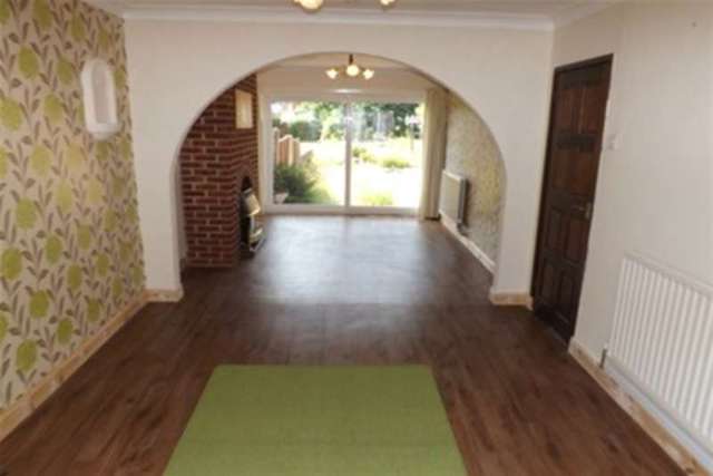  Image of 3 bedroom Detached house to rent in Maryland Avenue Hodge Hill Birmingham B34 at Birmingham, B34 6EB