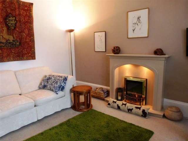  Image of 2 bedroom Flat for sale in Mcarthur Street Dunoon PA23 at Dunoon, PA23 7PL