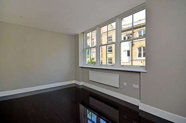  Image of 2 bedroom Apartment to rent in Middlesex Street London E1 at Middlesex Street Liverpool Street London, E1 7JF