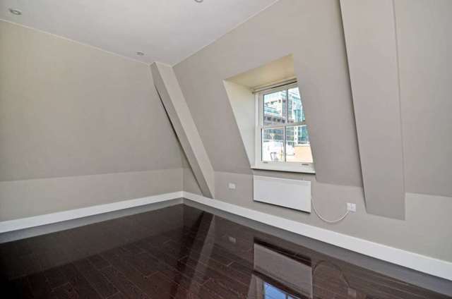  Image of 1 bedroom Apartment to rent in Middlesex Street London E1 at Middlesex Street Liverpool Street London, E1 7JF
