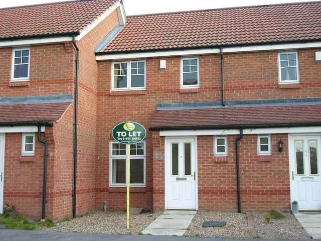  Image of 2 bedroom Town House to rent in Mill Chase Road Wakefield WF2 at Alverthorpe Wakefield, WF2 9SX