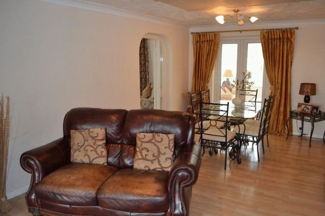  Image of 5 bedroom Detached house for sale in Mill View Gardens Wrawby Brigg DN20 at Mill View Gardens Wrawby Brigg, DN20 8SY