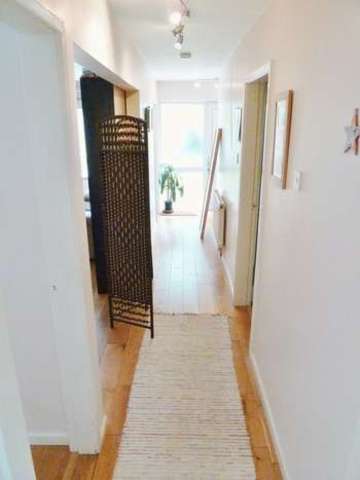  Image of 2 bedroom Flat for sale in Moor Green Lane Moseley Birmingham B13 at Conifer Court Moor Green Lane Birmingham, B13 8NB