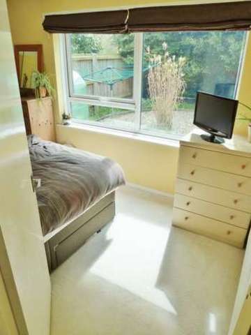  Image of 2 bedroom Flat for sale in Moor Green Lane Moseley Birmingham B13 at Conifer Court Moor Green Lane Birmingham, B13 8NB