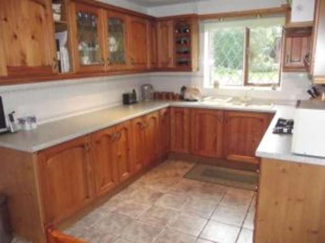  Image of 3 bedroom Bungalow for sale in Morpeth Tamworth B77 at Tamworth Staffordshire Two Gates, B77 1JF