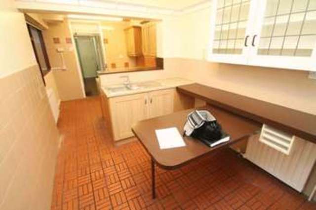  Image of 3 bedroom Terraced house to rent in Mount Hill Road Bristol BS15 at Mount Hill Road Hanham Bristol, BS15 9SU